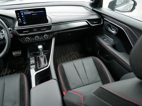 Used 2025 Acura ADX A-Spec image 11