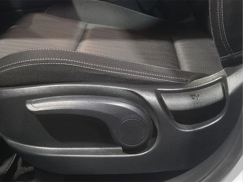 Used 2019 Kia Sportage LX image 18