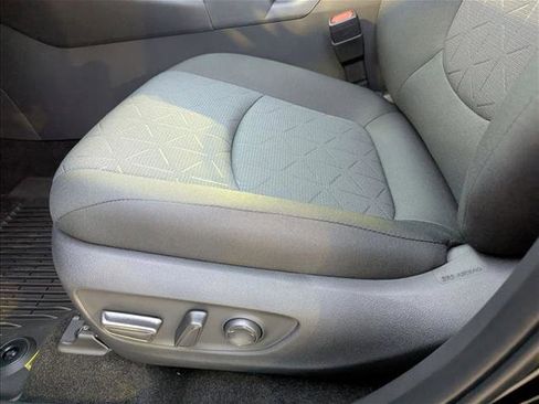 New 2025 Toyota RAV4 XLE image 4