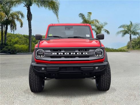 Used 2023 Ford Bronco Big Bend AWD/4WD image 3