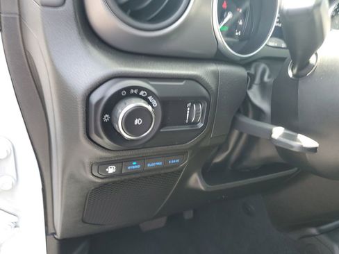 Certified 2023 Jeep Wrangler Unlimited AWD/4WD image 20