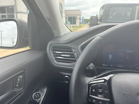 Used 2023 Ford Escape Active AWD/4WD image 21