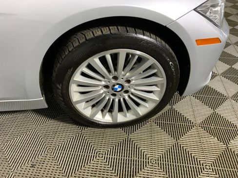 Used 2015 BMW 328i xDrive Wagon AWD/4WD image 35