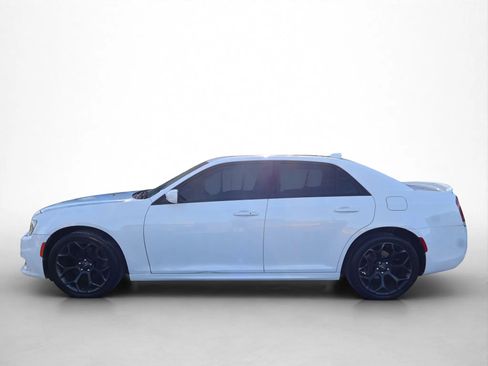 Used 2020 Chrysler 300 S image 2