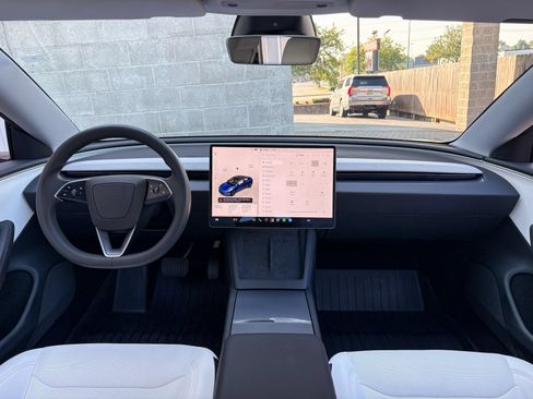 Used 2025 Tesla Model 3 RWD image 29