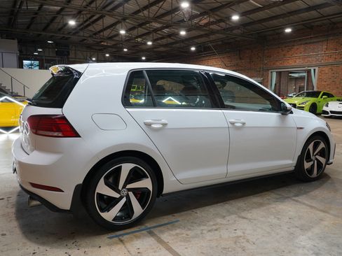 Used 2018 Volkswagen GTI SE w/ SE Leather Package FWD image 16