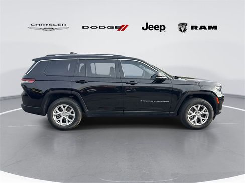 Used 2021 Jeep Grand Cherokee L Limited image 2