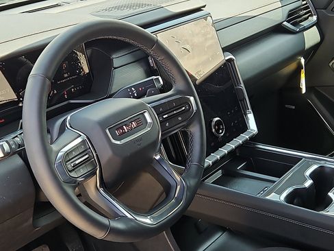 New 2026 GMC Acadia Elevation FWD image 13