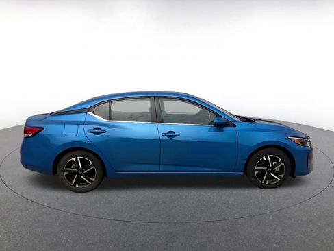 Used 2025 Nissan Sentra SV FWD image 15