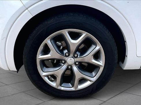 Used 2016 Kia Sorento SX image 10