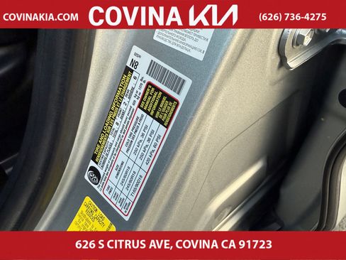 Used 2019 Toyota Highlander LE image 31