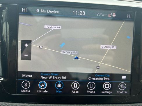 Used 2020 Chrysler Pacifica Limited image 23