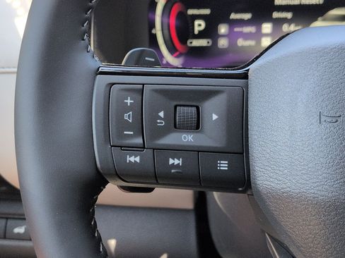 New 2026 Nissan Pathfinder SL AWD/4WD image 14