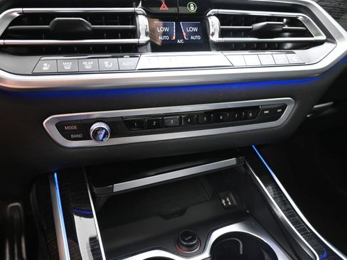 Used 2019 BMW X7 xDrive50i w/ M Sport Package AWD/4WD image 30