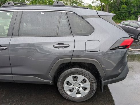 Used 2019 Toyota RAV4 LE w/ All Weather Liner Package AWD/4WD image 4