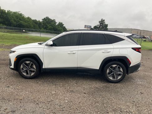 Used 2026 Hyundai Tucson SEL FWD image 2