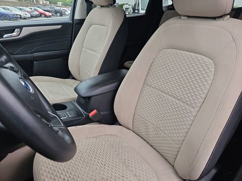Used 2021 Ford Escape SE FWD image 14