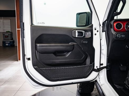 Used 2021 Jeep Wrangler Unlimited Rubicon image 22