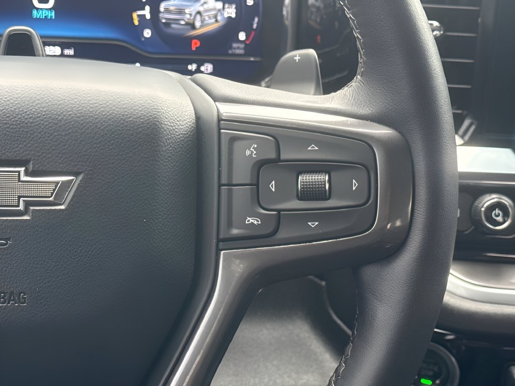 Used 2024 Chevrolet Silverado 1500 High Country w/ Midnight Edition AWD/4WD image 16