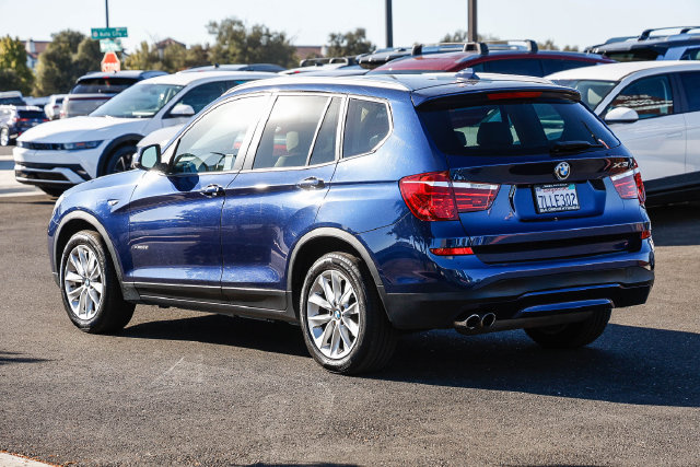 Used 2015 BMW X3 xDrive28i AWD/4WD image 2