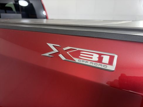 Used 2021 GMC Sierra 1500 Elevation w/ Preferred Package AWD/4WD image 22