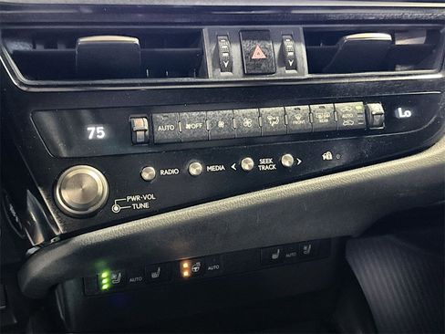 Used 2024 Lexus ES 350 Premium image 21