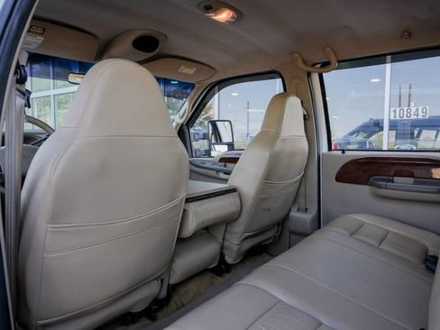 Used 2001 Ford F350 Lariat AWD/4WD image 41
