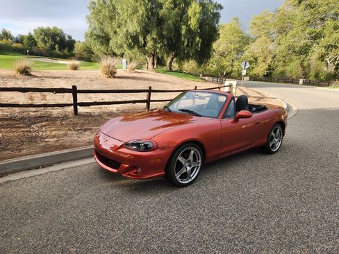 Used 2005 MAZDA MX-5 Miata MAZDASPEED image 1