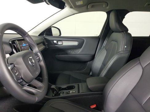 Used 2026 Volvo XC40 B5 Core w/ Climate Package AWD/4WD image 20