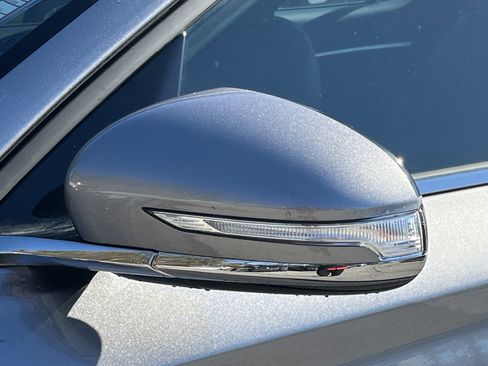 Used 2026 Genesis G70 2.5T image 29