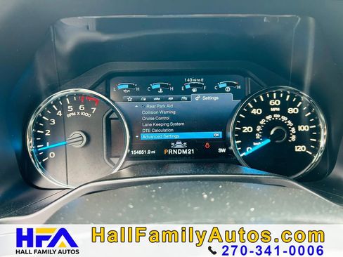Used 2015 Ford F150 Platinum w/ Equipment Group 701A Luxury AWD/4WD image 28
