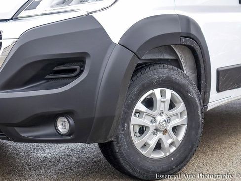 Used 2024 RAM ProMaster 2500 w/ Quick Order Package 22G SLT image 4