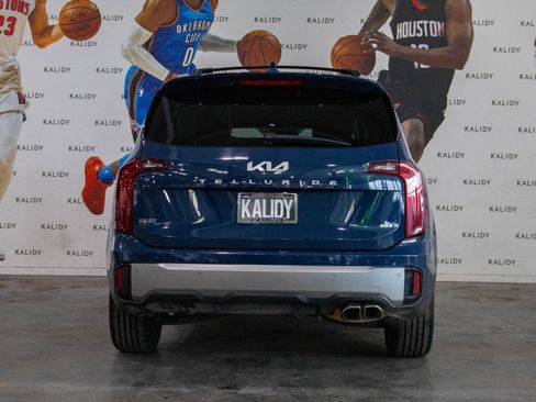 Used 2025 Kia Telluride S AWD/4WD image 24