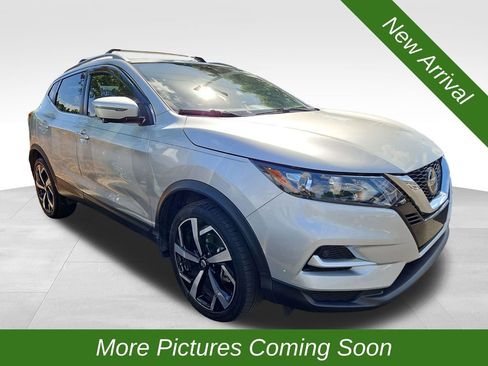 Used 2022 Nissan Rogue Sport SL AWD/4WD image 1