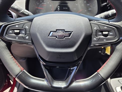 New 2026 Chevrolet Trax RS w/ Sunroof Package FWD image 23