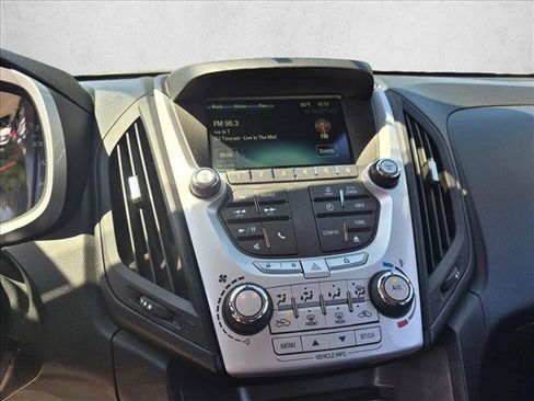 Used 2015 Chevrolet Equinox LT FWD image 12