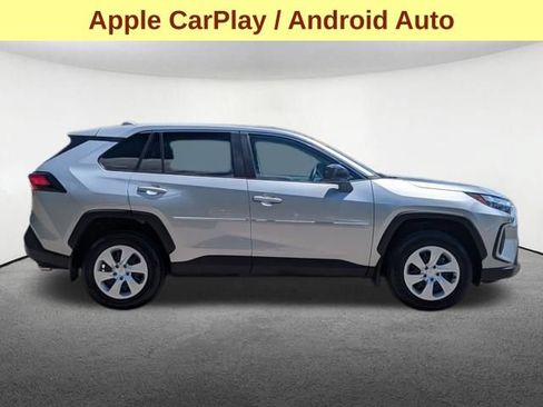 Certified 2025 Toyota RAV4 LE AWD/4WD image 4