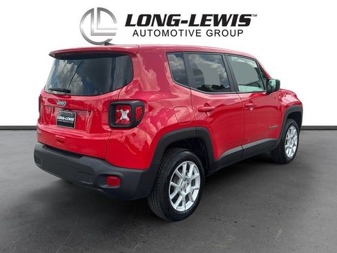 Used 2023 Jeep Renegade Latitude AWD/4WD image 7