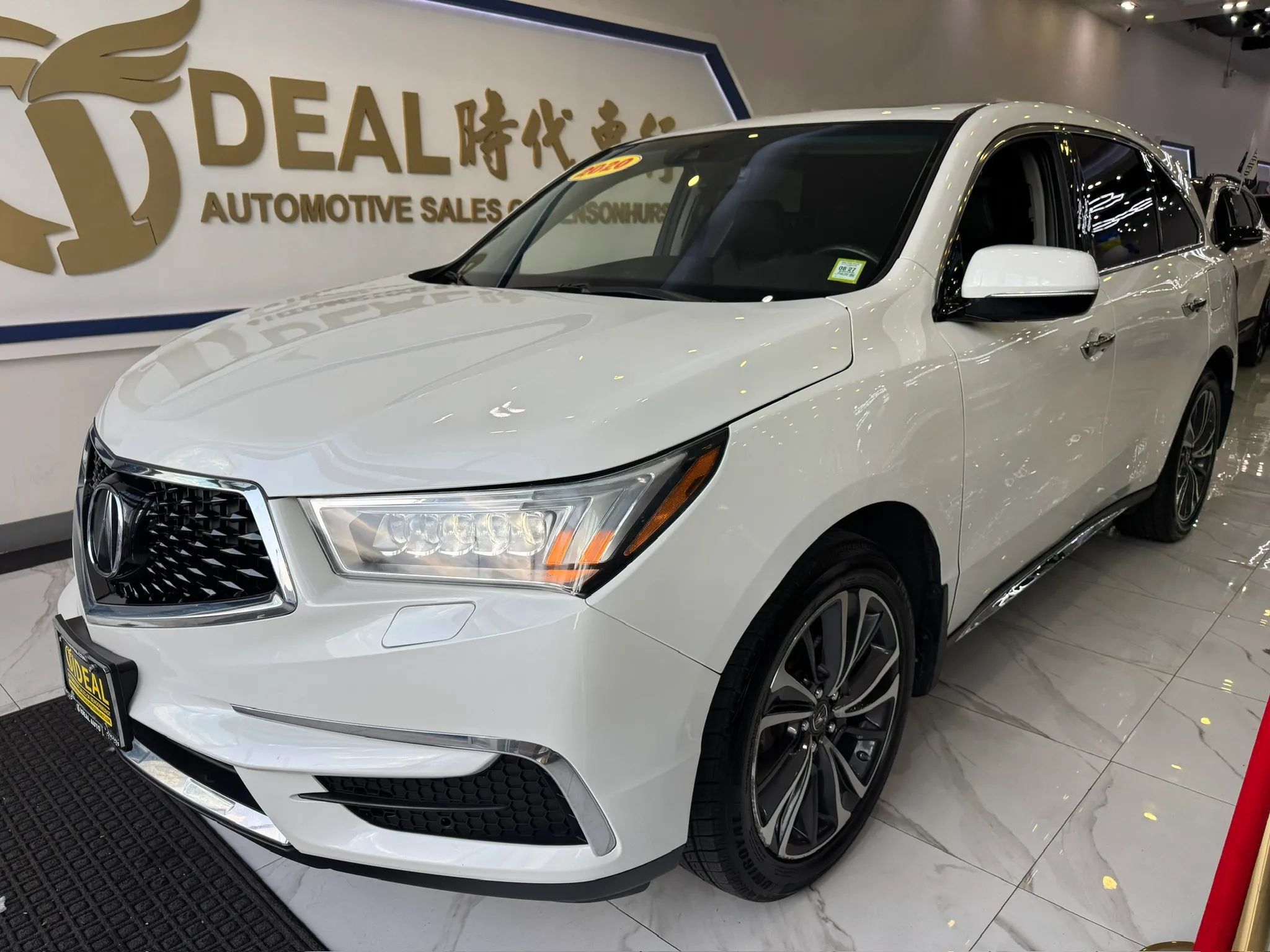 Used 2020 Acura MDX w/ Technology Package AWD/4WD image 4
