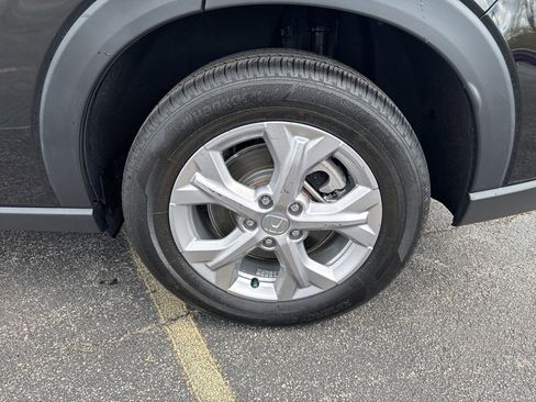 Certified 2024 Honda HR-V LX image 12