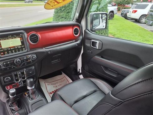 Used 2023 Jeep Gladiator Rubicon w/ LED Lighting Group image 11