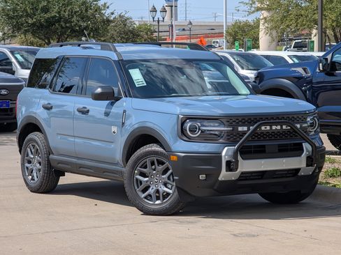 New 2025 Ford Bronco Sport Big Bend image 2