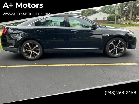Used 2016 Ford Taurus SEL image 1