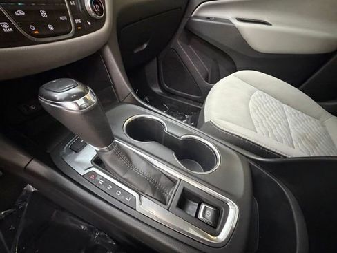 Used 2018 Chevrolet Equinox LT w/ Sun & Infotainment Package AWD/4WD image 21