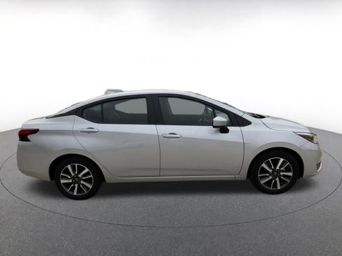 Used 2025 Nissan Versa SV FWD image 16