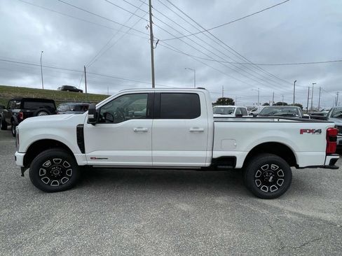 New 2026 Ford F250 Platinum AWD/4WD image 6