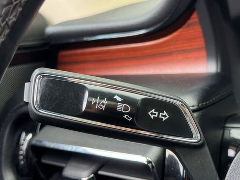 Used 2021 Lincoln Nautilus Reserve image 9