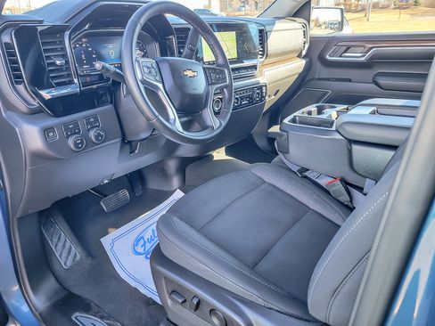Certified 2024 Chevrolet Silverado 1500 LT image 9