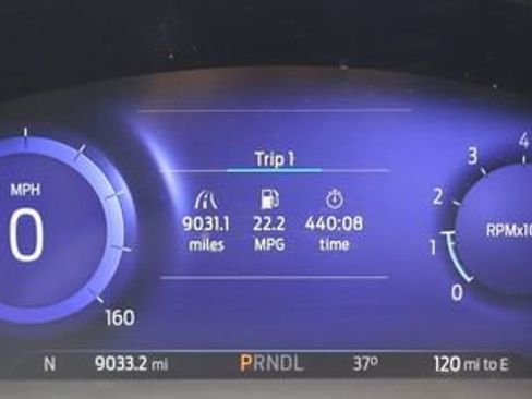 Used 2022 Ford Escape Titanium w/ Class II Trailer Tow Package image 13