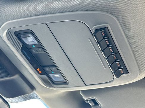 New 2026 Ford F550 2WD Regular Cab Super Duty image 25